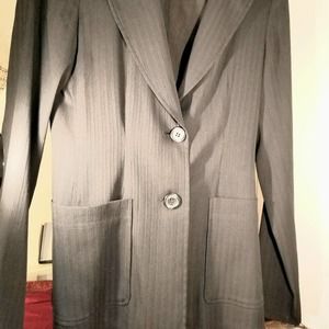 INVU beautiful tailor lightweight fabric jacket